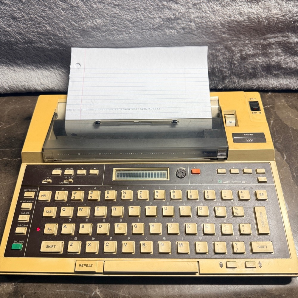 Sears 300 Electronic Typewriter Word Processor Vintage Tan Brown 268.53900 Japan